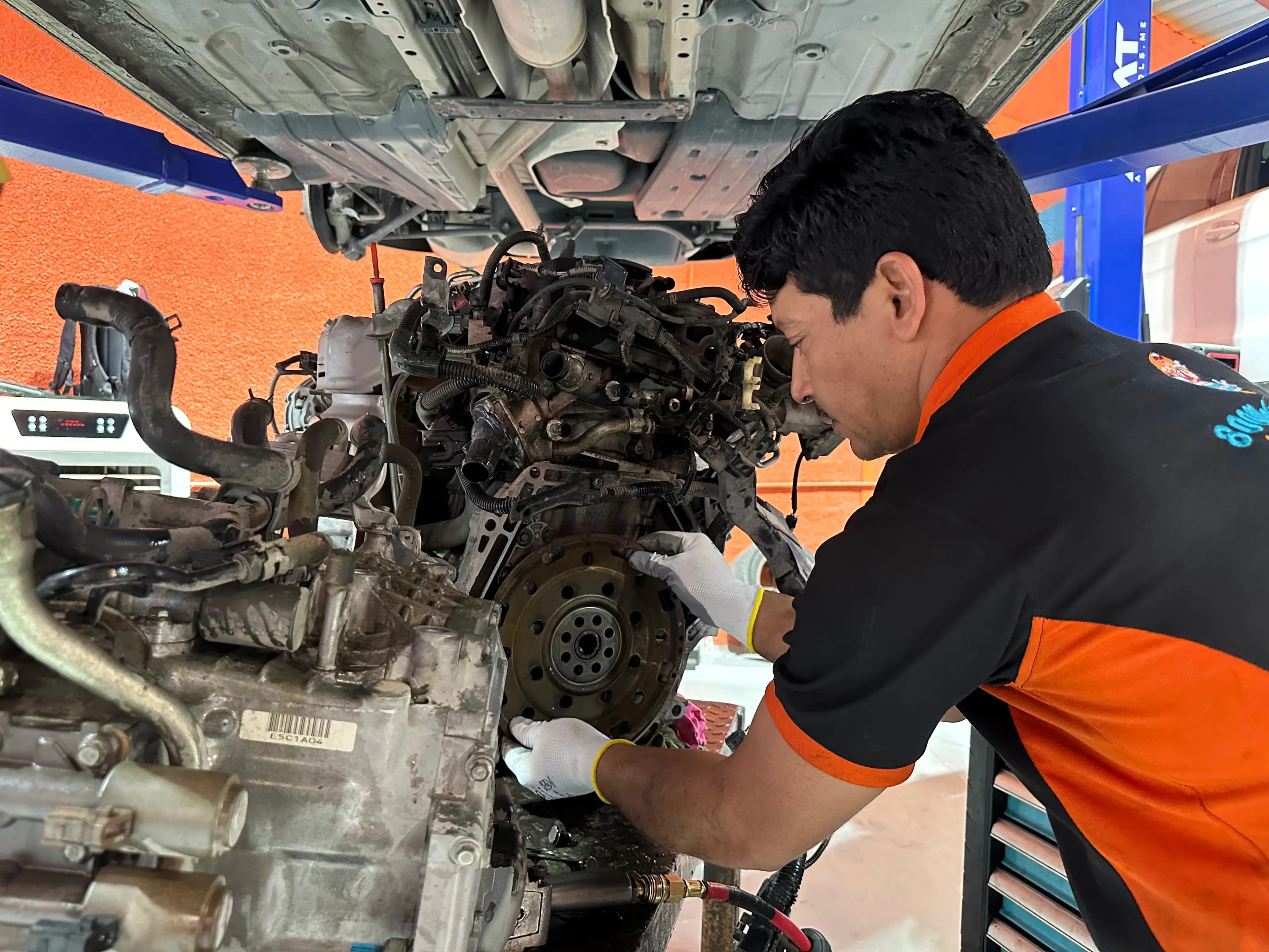service-image